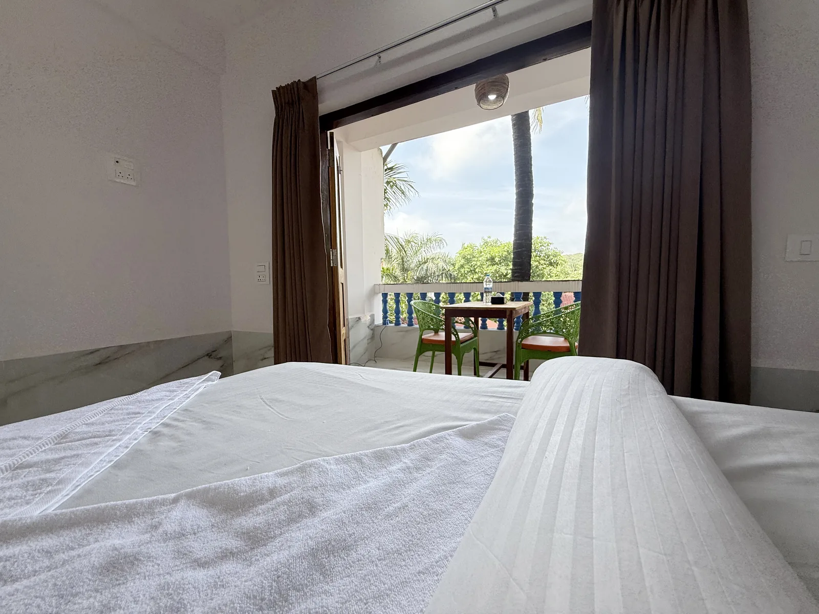 Hunter Beach Resort Room